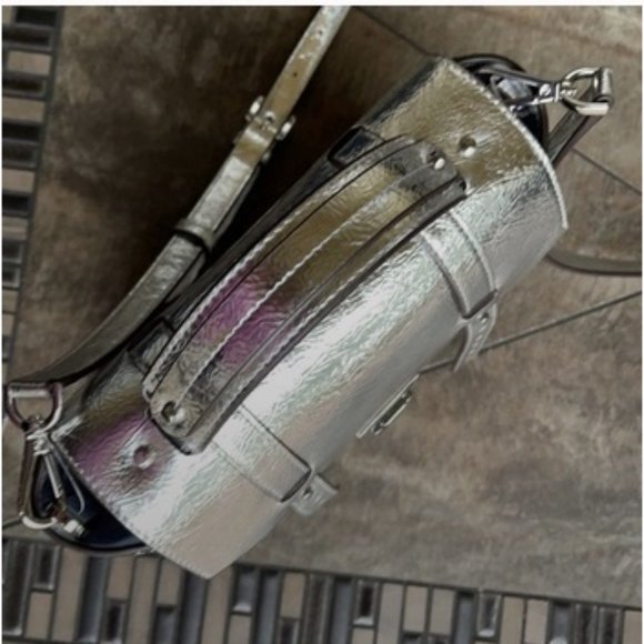 Michael Kors Manhattan Medium School Satchel - Picture 3 of 16